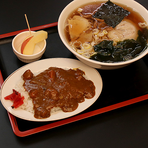 ミニカレーセット(ラーメン+ミニカレー)970円